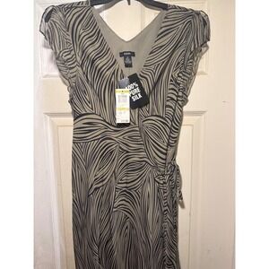 NWT Alfani Women's 100% Pure Silk Wrap Dress Size 14 Zebra Print V Neck Reg.$99